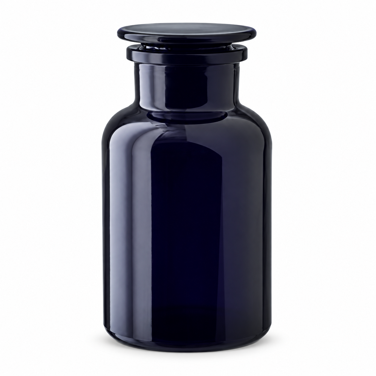 Apothecary Jar (500 ml) 1 Miron violet glass apothecary jar with flat glass stopper on white
